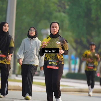 Runner Photo 6796203