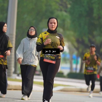 Runner Photo 6796207