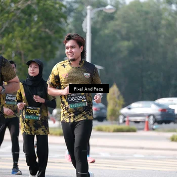 Runner Photo 6796220