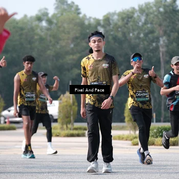 Runner Photo 6796223