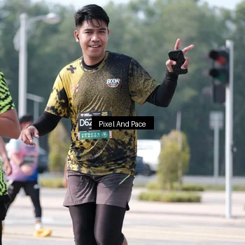 Runner Photo 6796254