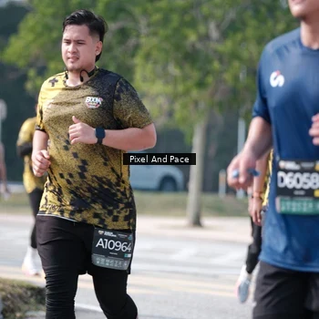 Runner Photo 6796388
