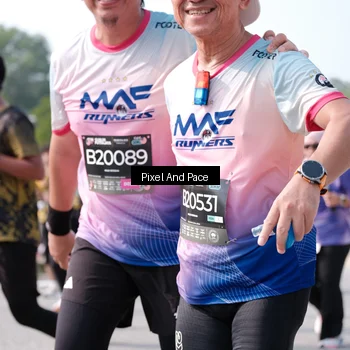 Runner Photo 6796413