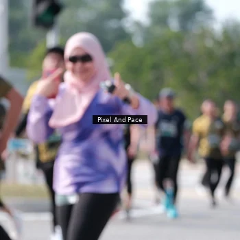 Runner Photo 6796426