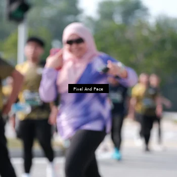 Runner Photo 6796432