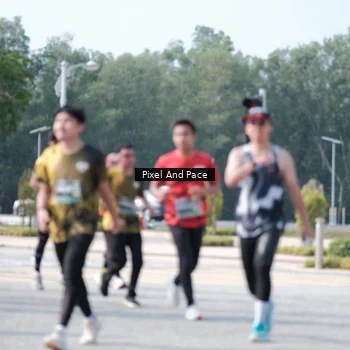 Runner Photo 6796480