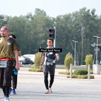 Runner Photo 6796518