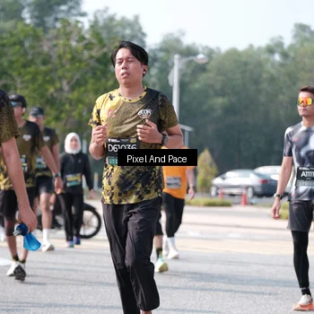 Runner Photo 6796538