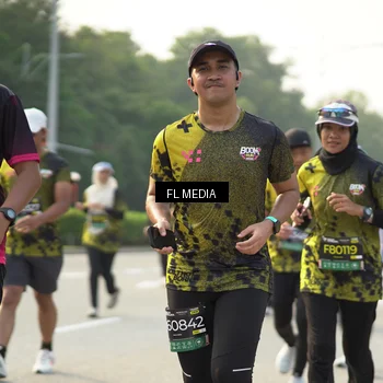 Runner Photo 6796593