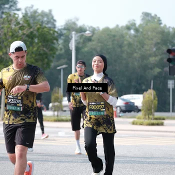 Runner Photo 6796607