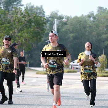 Runner Photo 6796629