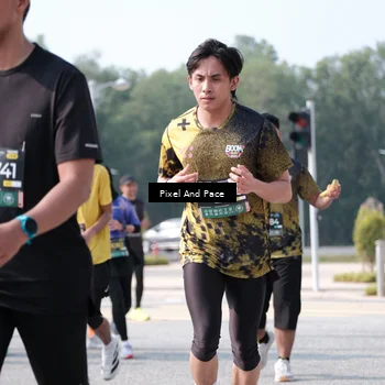 Runner Photo 6796704