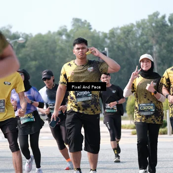 Runner Photo 6796729