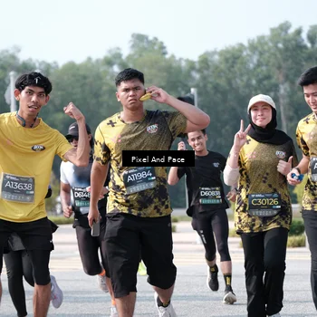 Runner Photo 6796732