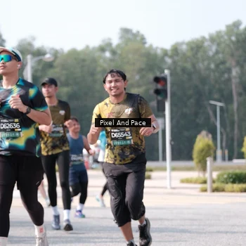 Runner Photo 6796768