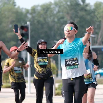 Runner Photo 6796793