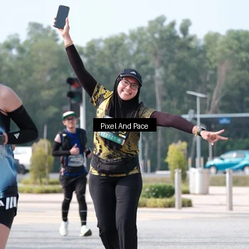 Runner Photo 6796840