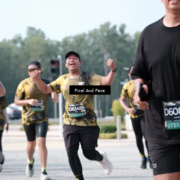 Runner Photo 6796925