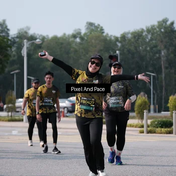 Runner Photo 6796947