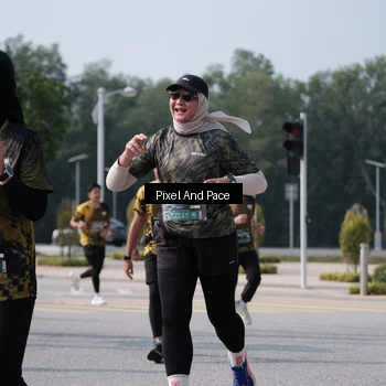 Runner Photo 6796959