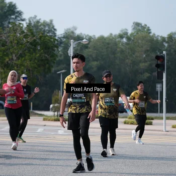Runner Photo 6796978