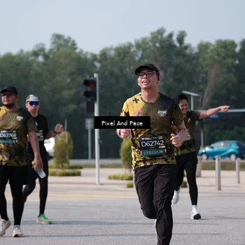 Runner Photo 6796984