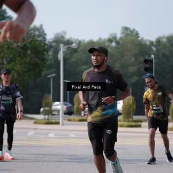 Runner Photo 6797013