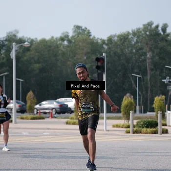 Runner Photo 6797050