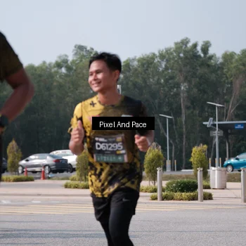 Runner Photo 6797087