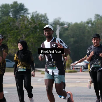 Runner Photo 6797091