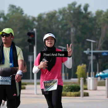 Runner Photo 6797284