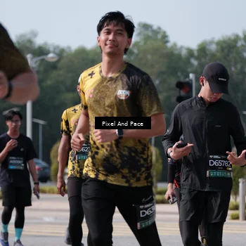 Runner Photo 6797310