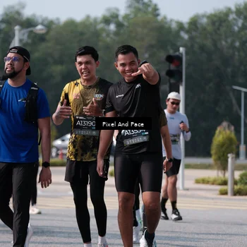 Runner Photo 6797409