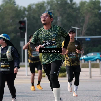 Runner Photo 6797416