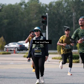 Runner Photo 6797423