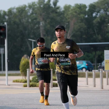Runner Photo 6797433