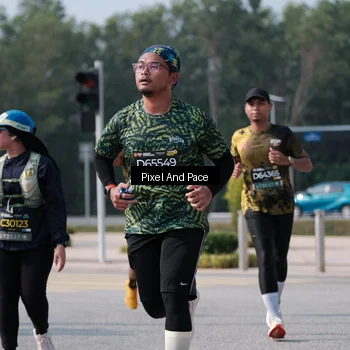 Runner Photo 6797443