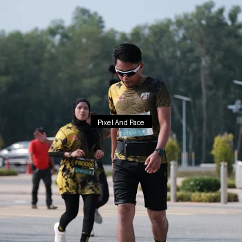 Runner Photo 6797444