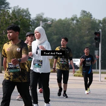 Runner Photo 6797624