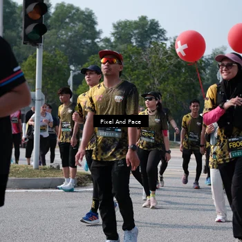 Runner Photo 6797654