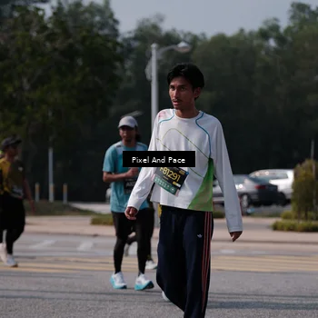 Runner Photo 6797731