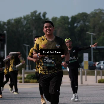 Runner Photo 6797796