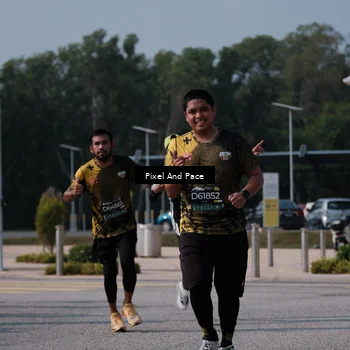 Runner Photo 6797800