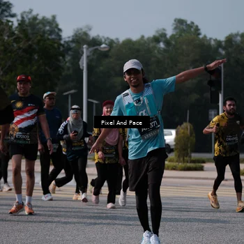 Runner Photo 6797815