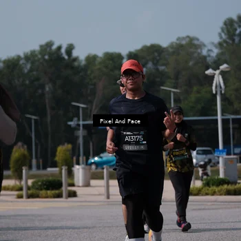 Runner Photo 6797874