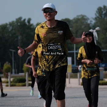 Runner Photo 6797878
