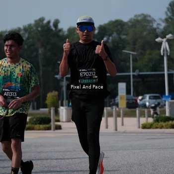 Runner Photo 6797907