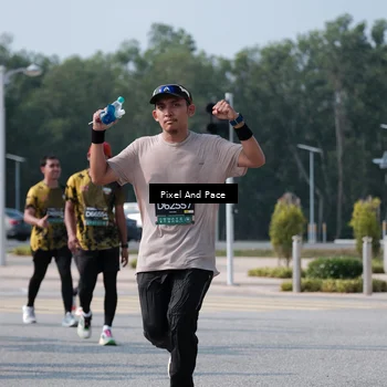 Runner Photo 6797980