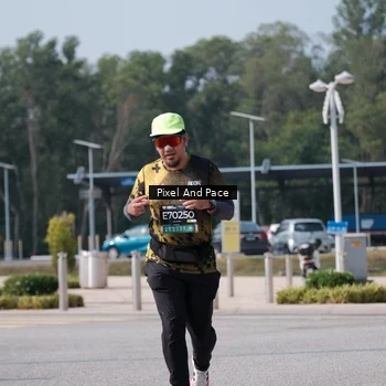 Runner Photo 6798001