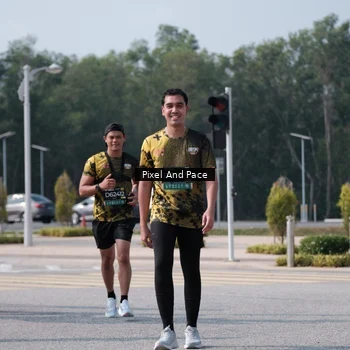 Runner Photo 6798002